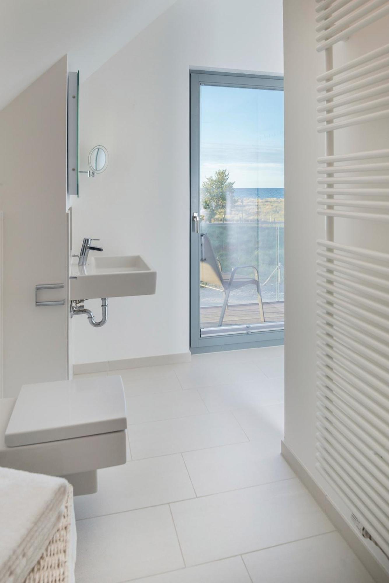 Ostsee - Reetdachhaus Nr 36 "Warder" Im Strand Resort Heiligenhafen Extérieur photo