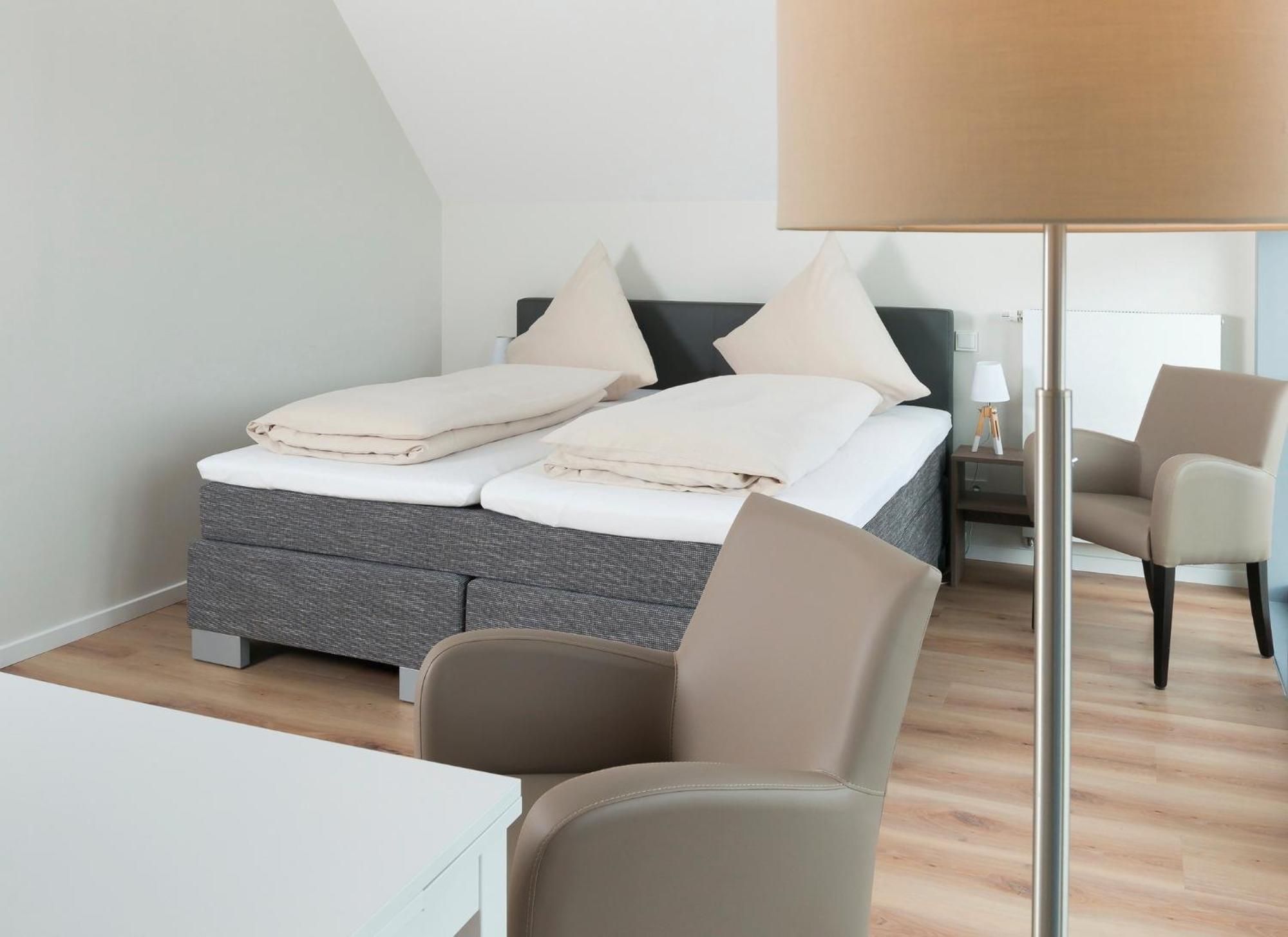 Ostsee - Reetdachhaus Nr 36 "Warder" Im Strand Resort Heiligenhafen Extérieur photo