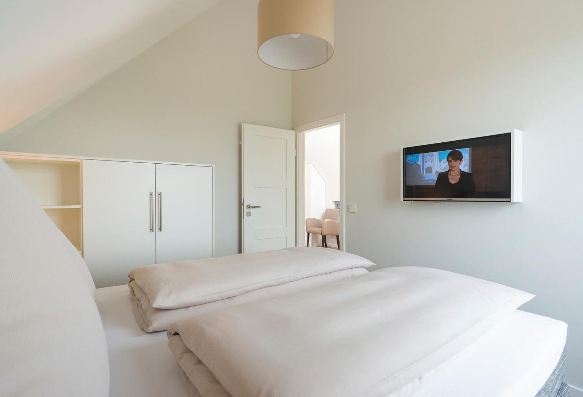 Ostsee - Reetdachhaus Nr 36 "Warder" Im Strand Resort Heiligenhafen Extérieur photo